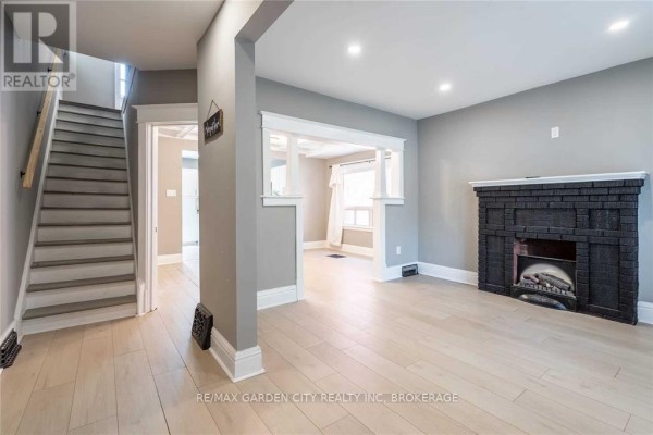 96 Beechwood Avenue, Hamilton, ON L8L2S6 Photo 4