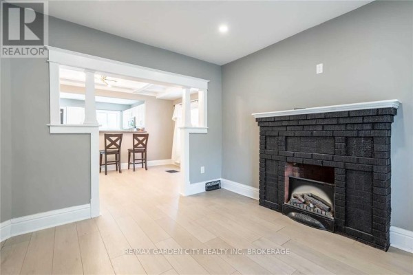 96 Beechwood Avenue, Hamilton, ON L8L2S6 Photo 5