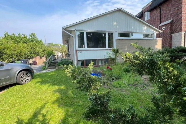 96 Berkinshaw Crescent, Toronto