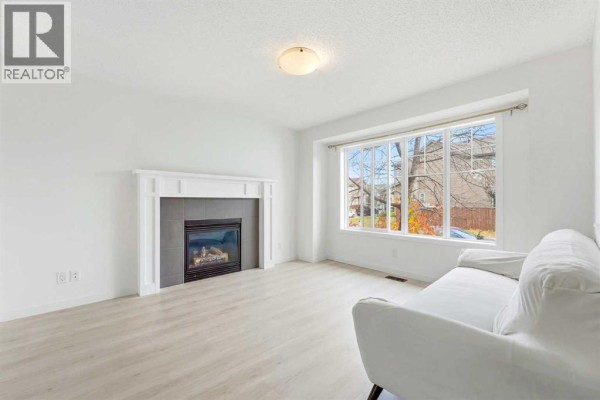 Foyer - 96 Copperpond Rise Se, Calgary, AB T2Z1J7 Photo 3