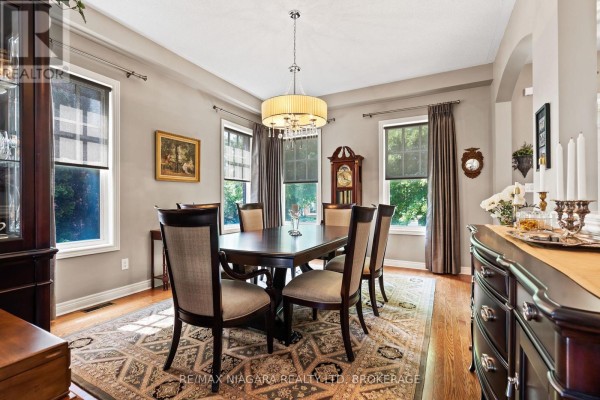 96 Garrison Village Drive, Niagara On The Lake, ON, photo 3