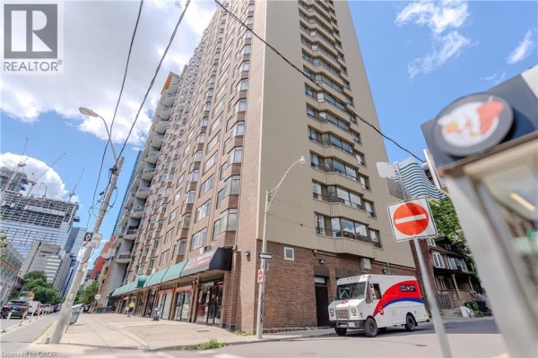 96 Gerrard St E, Toronto, ON M5B1G7 Photo 3