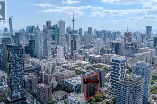 96 Gerrard St E, Toronto, ON M5B1G7 Photo 4