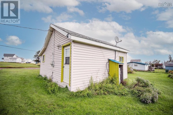 Living room - 96 Heather Beach Road, Port Howe, NS B0K1K0 Photo 2