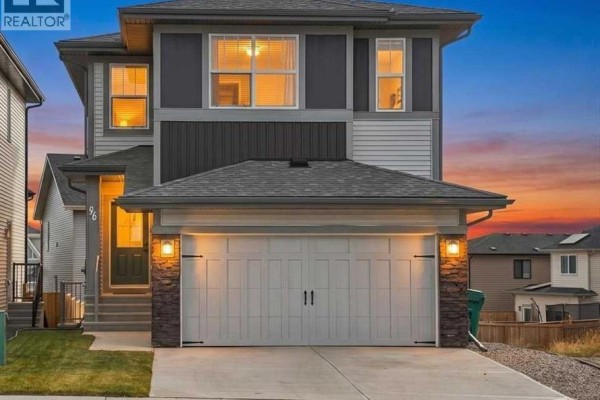 Kitchen - 96 Heritage Court, Cochrane, AB T4C2N5 Photo 2