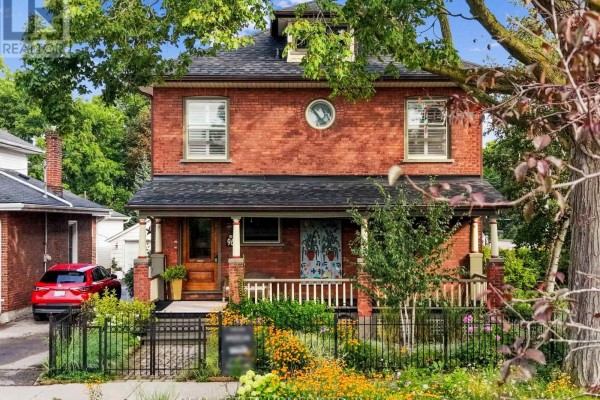 96 James Street W, Cobourg, ON, photo 2