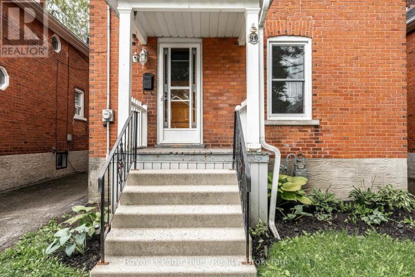 Foyer - 96 Mcnab Street, Stratford, ON N5A1Z2 Photo 3