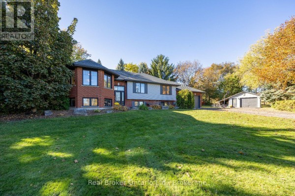 Family room - 96 Potters Lane, Clarington, ON L0B1J0 Photo 4