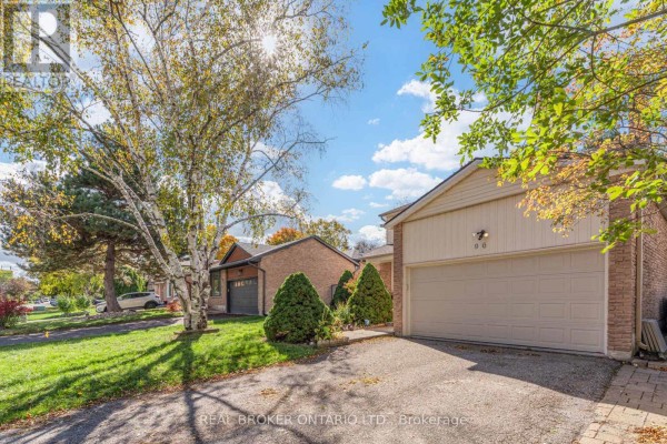 96 Rutledge Avenue, Newmarket, ON L3Y5T4 Photo 4