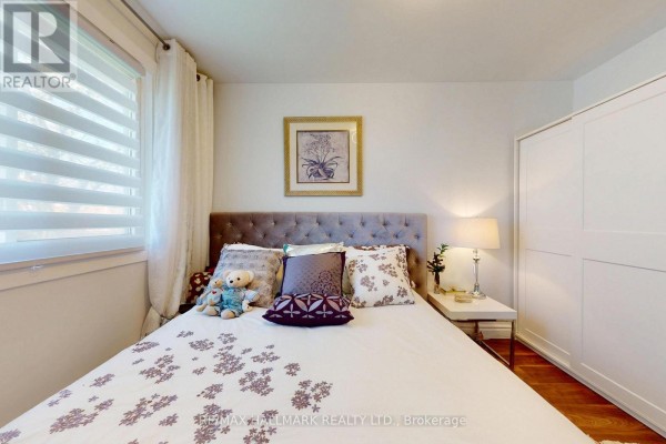 96 Searle Avenue, Toronto, ON, photo 3