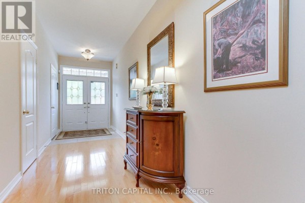 Dining room - 96 Timber Valley Avenue, Richmond Hill, ON L4E4Z9 Photo 4