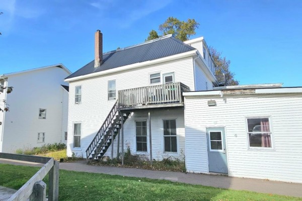 96 Upper Prince Street, Charlottetown, PE C1A4S3 Photo 4