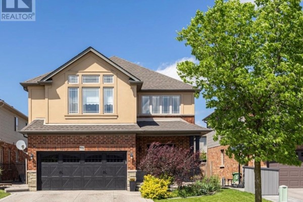96 Windwood Drive, Hamilton, ON, photo 2