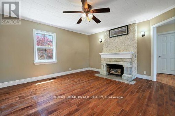 Kitchen - 96 York Street, Lanark Highlands, ON K0G1K0 Photo 4