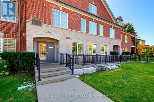 960 Bloor Street, Mississauga, ON L4Y2N1 Photo 2