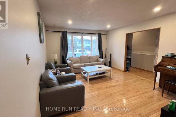 960 Cahill Drive, Ottawa, ON, photo 3