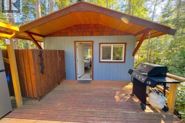 960 Somerset Lane, Savary Island, BC  Photo 3