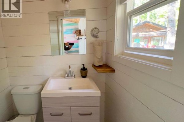 960 Somerset Lane, Savary Island, BC  Photo 5