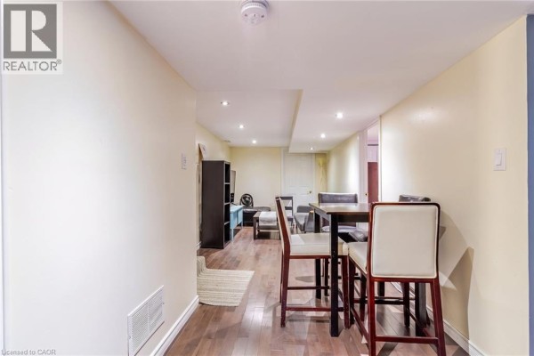 Living room - 960 Stone Church Road E Unit# Lower, Hamilton, ON L8W1B1 Photo 4