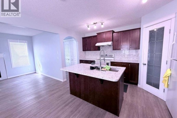 960 Taradale Drive Ne, Calgary, AB, photo 3