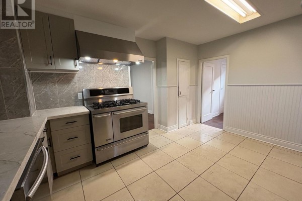 961 Ninth Street, Mississauga, ON L5E1S2 Photo 5