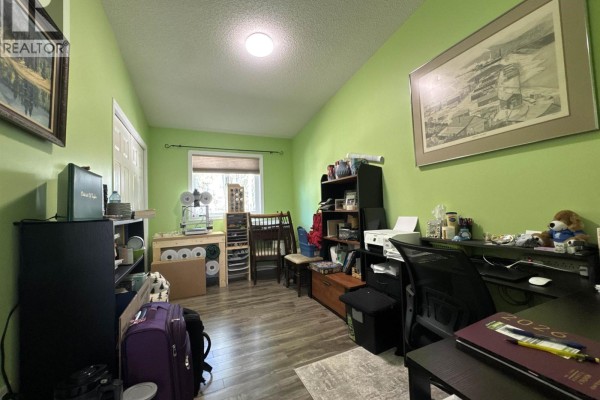 Bedroom 2 - 9616 Fairway Avenue, Taylor, BC V0C2K0 Photo 4