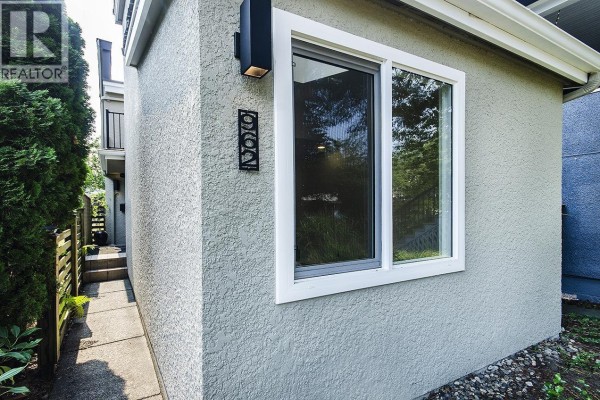 962 E 11th Avenue, Vancouver, BC V5T2E9 Photo 4