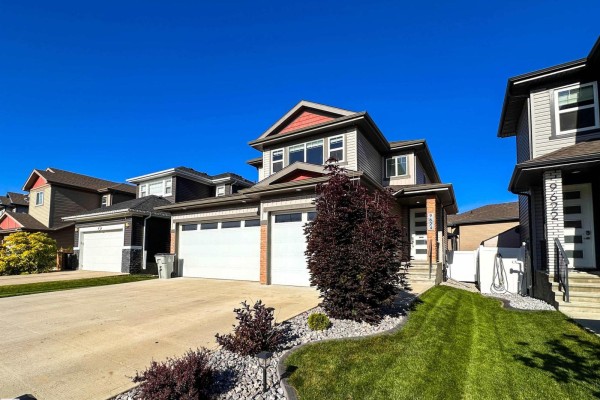 9624 106 Av, Morinville