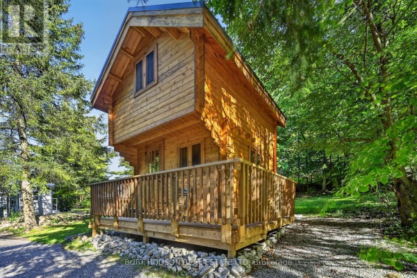 963 Narrows Lane, Leeds And The Thousand Islands, ON K0E1N0 Photo 4