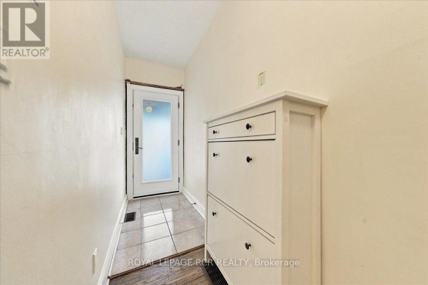 Bedroom 2 - 964 Shaw Street, Toronto, ON M6G3M7 Photo 5