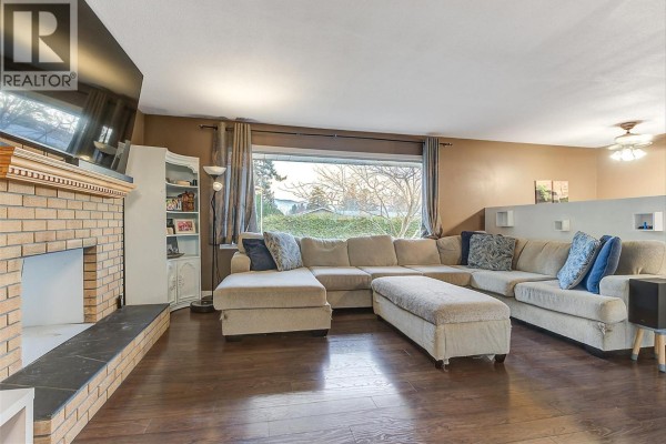 964 Tronson Drive, Kelowna, BC, photo 3