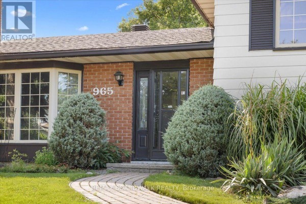 965 Cahill Drive W, Ottawa, ON, photo 3