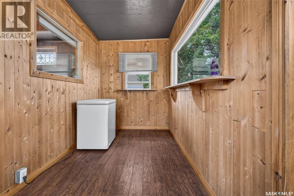 Laundry room - 965 Stadacona Street W, Moose Jaw, SK S6H2A9 Photo 4