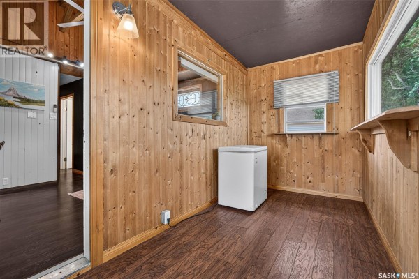 Bedroom - 965 Stadacona Street W, Moose Jaw, SK S6H2A9 Photo 5