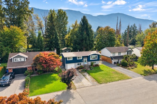 9650 Aberdeen Crescent, Rosedale, Rosedale