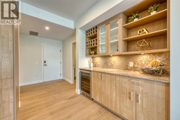 Kitchen - 9652 Benchland Drive Unit# 306, Lake Country, BC V4V0C4 Photo 4