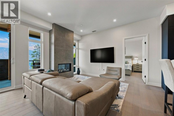 9652 Benchland Drive Unit# 307, Lake Country, BC, photo 3