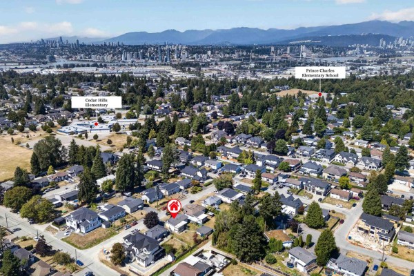 9656 125 Street, Surrey, BC V3V4Y1 Photo 3