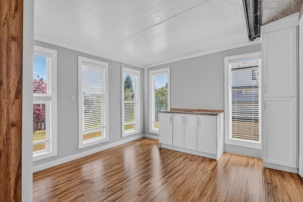 9656 125 Street, Surrey, BC V3V4Y1 Photo 5