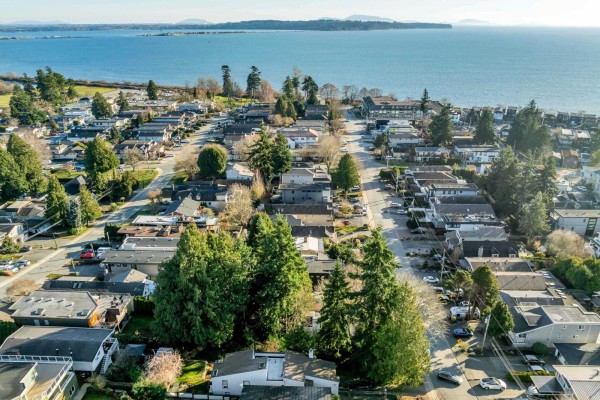 966 Maple Street, White Rock, BC V4B4M5 Photo 5