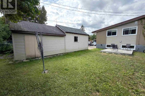 Bedroom - 96a Axmith Ave, Elliot Lake, ON P5A1B8 Photo 5