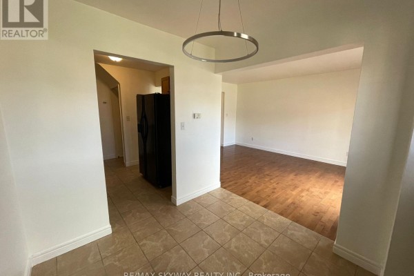 97 - 1730 Columbia Court, Windsor, ON N9E1B1 Photo 2