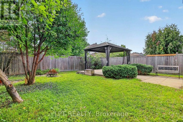 97 Black Bear Way, Ottawa, ON K2S2G6 Photo 2