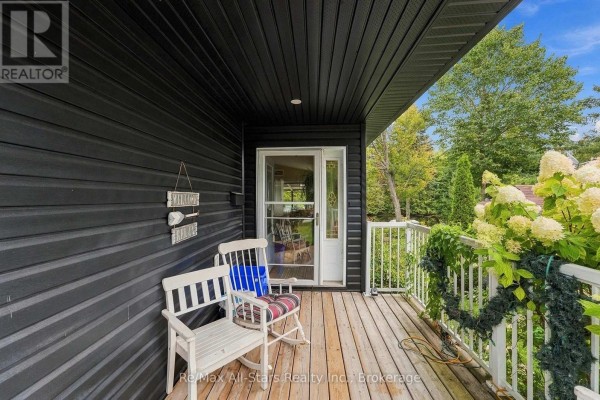 Primary Bedroom - 97 Cedarplank Road, Kawartha Lakes, ON K0M1N0 Photo 5