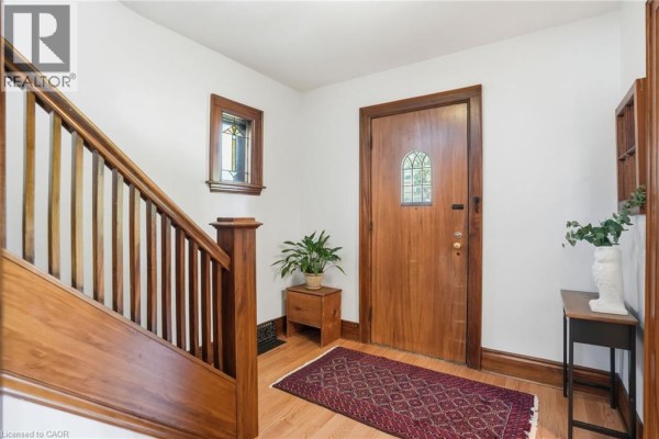Family room - 97 Cline Avenue N, Hamilton, ON L8S3Z5 Photo 4