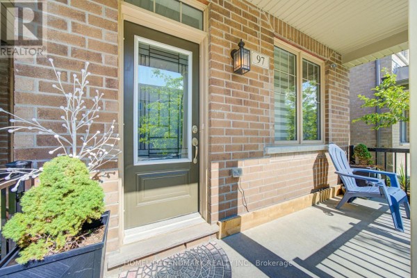 97 Cornell Centre Boulevard, Markham, ON, photo 2