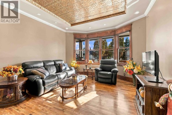 97 E King Edward Avenue, Vancouver, BC V5V2B8 Photo 5