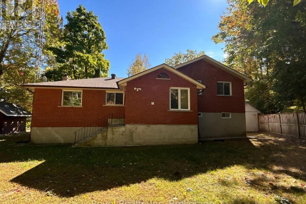 97 Forest Circle, Tiny, ON L9M0H4 Photo 3