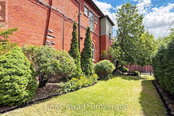97 Glengrove Avenue W, Toronto, ON, photo 3
