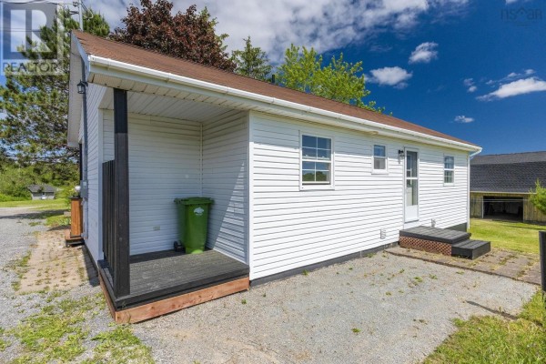 Kitchen - 97 Panuke Road, Three Mile Plains, NS B0N2T0 Photo 2